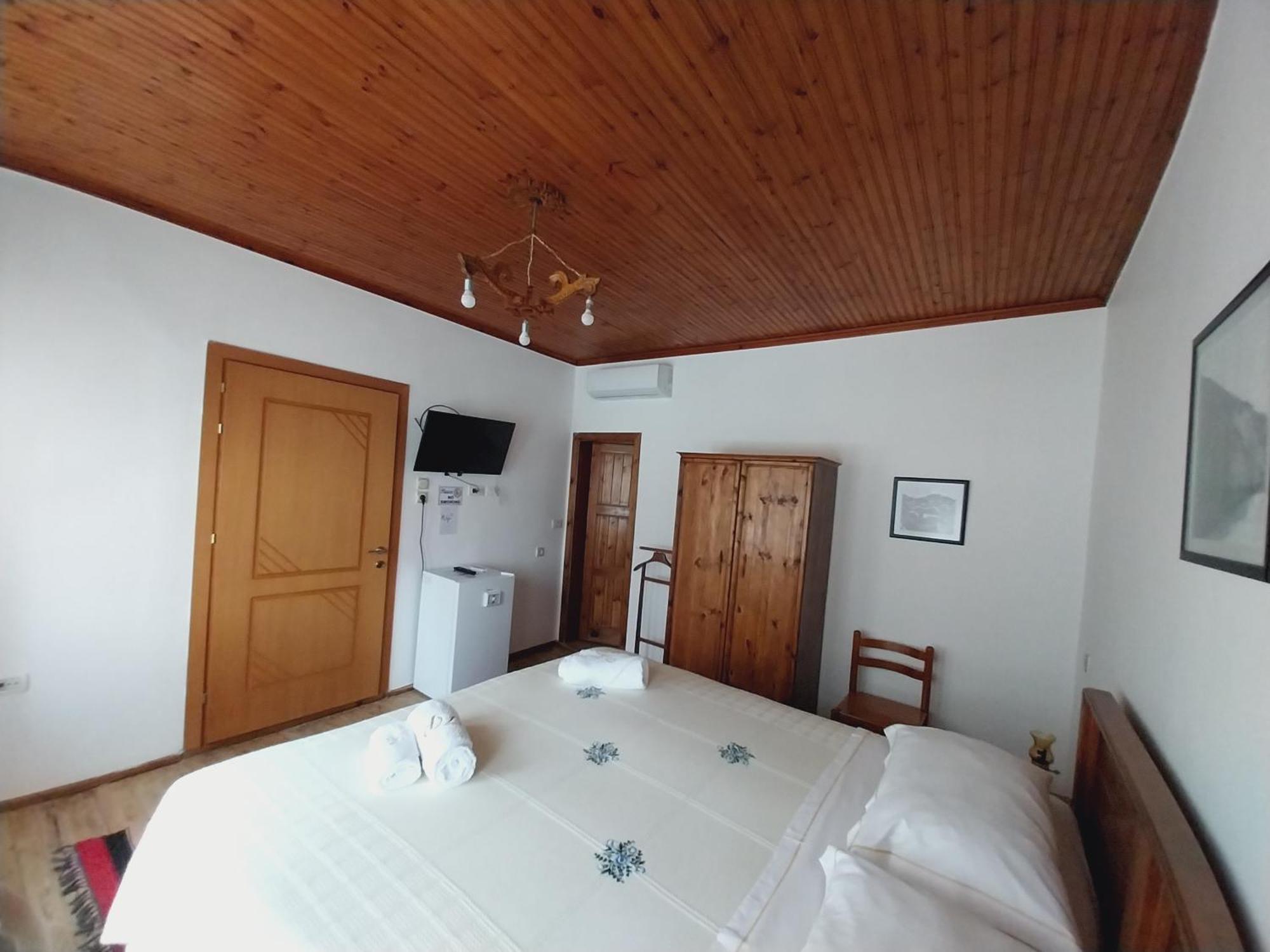 Guest House J.Prifti เบราท ห้อง รูปภาพ