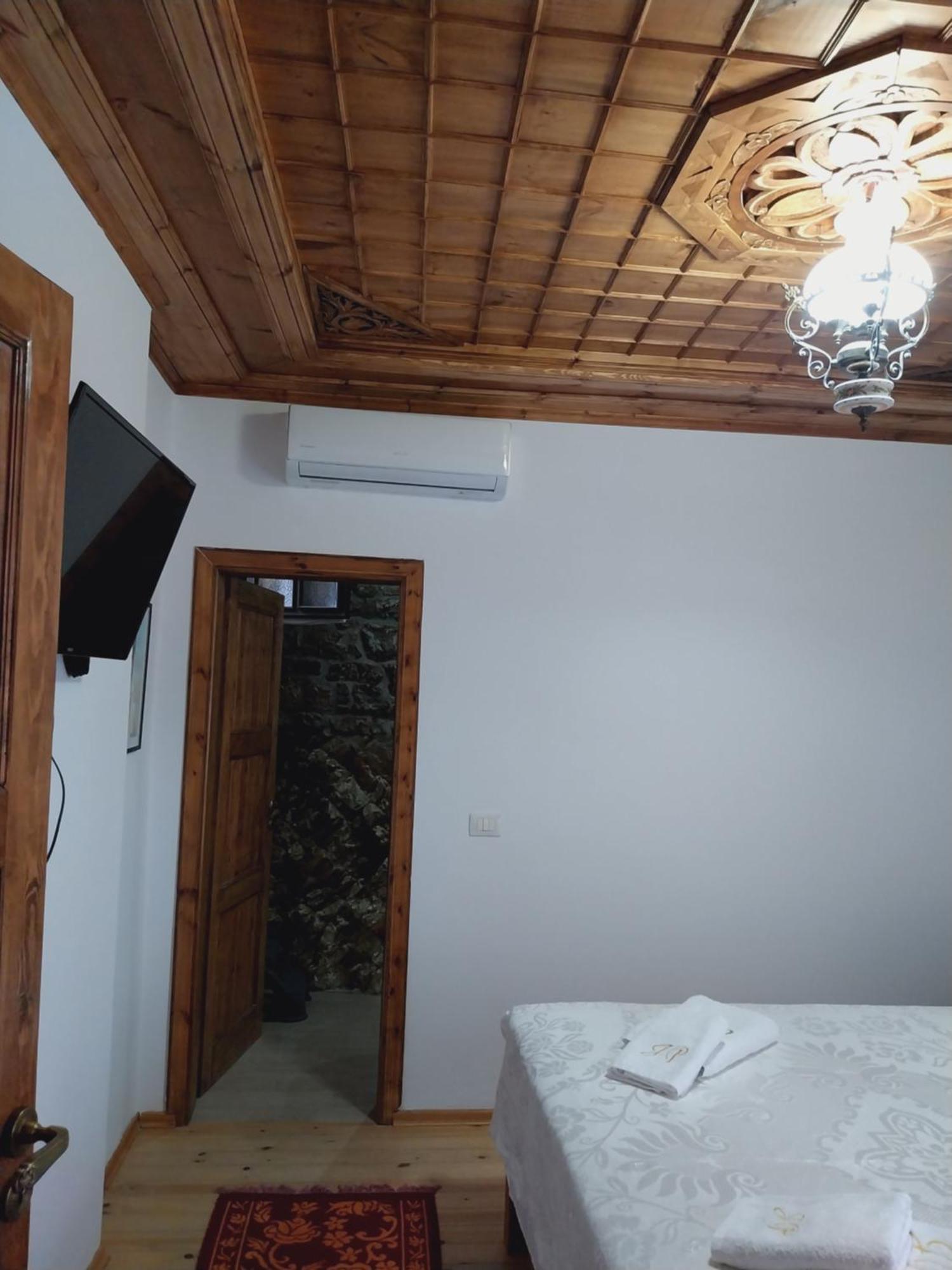 Guest House J.Prifti เบราท ห้อง รูปภาพ