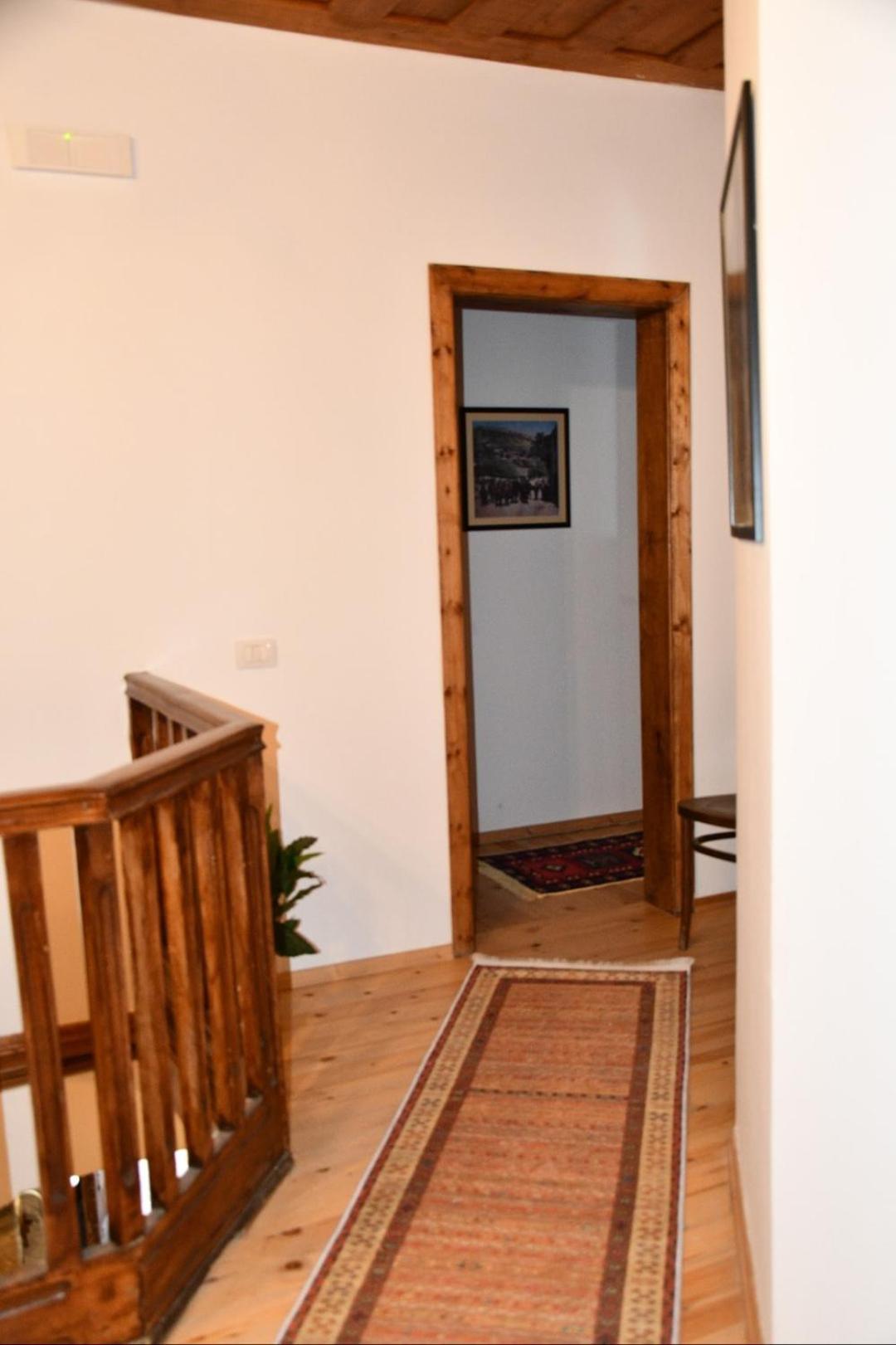 Guest House J.Prifti เบราท ภายนอก รูปภาพ